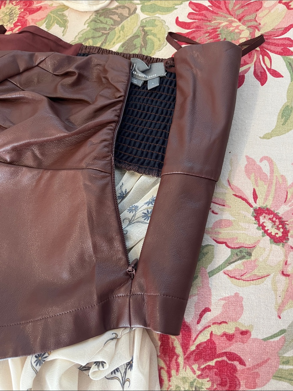 Anthropology strapless faux leather corset top size L - Picture 8 of 12